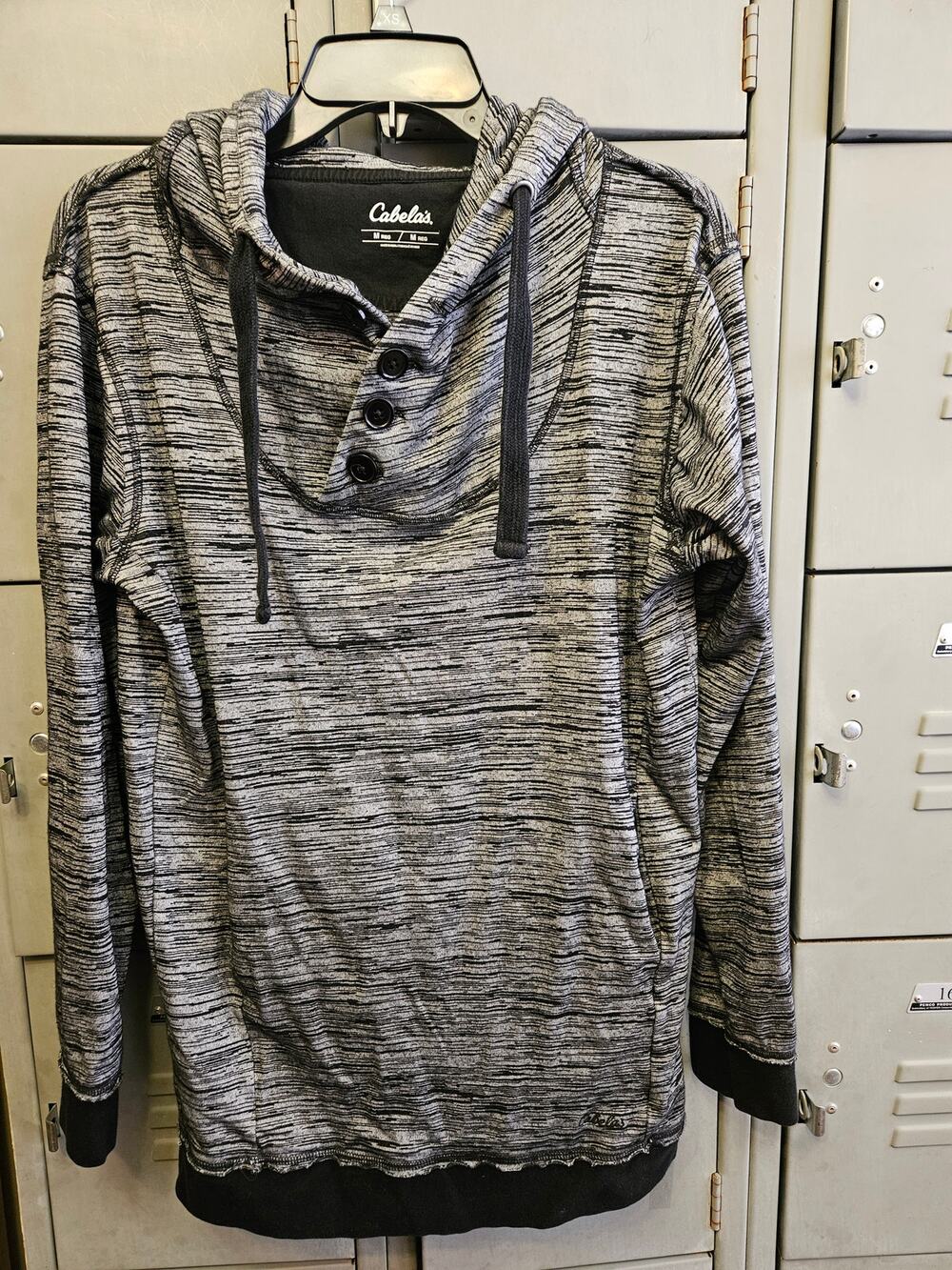 Cabela's ladies pullover hoodie Size Medium
